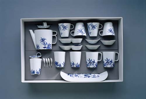 Tea set_blue.jpg